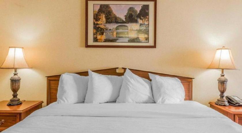 Rodeway Inn Sylacauga Hwy 280 ภายนอก รูปภาพ